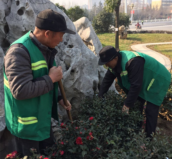 創(chuàng)建文明城市 爭做文明市民 愛護公共景觀 要從自身做起