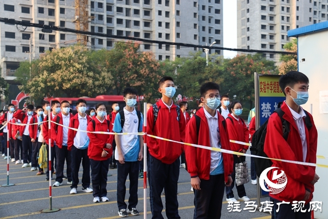 駐馬店市開學第一天！直擊初三、高三年級學生返校