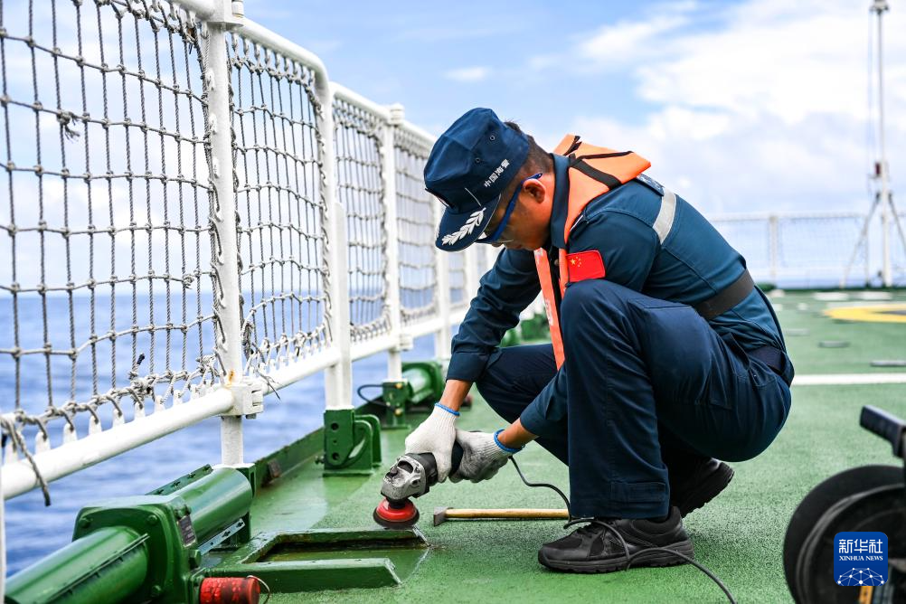 中國海警四方艦中秋節(jié)值守黃巖島